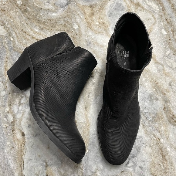 Eileen Fisher Great Bootie Boot Heel Black Intaglio Leather Women’s 10 - Picture 3 of 12